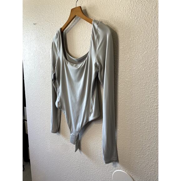 Lululemon Wundermost Ultra-Soft Nulu Square Neck Long Sleeve Bodysuit Gray Med - Picture 9 of 12
